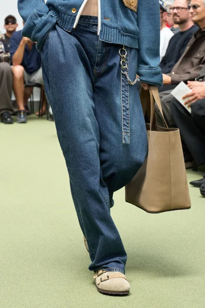 Look 93